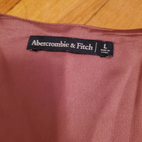 Abercrombie & Fitch Mauve Wrap Blouse - Picture 5 of 8